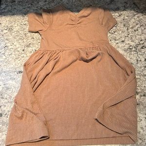 Kate Quinn dress